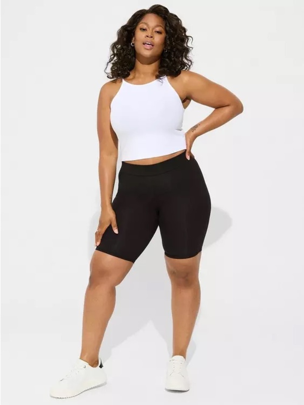 Torrid 9” Signature Waist Bike Shorts in Deep Black Size 4X